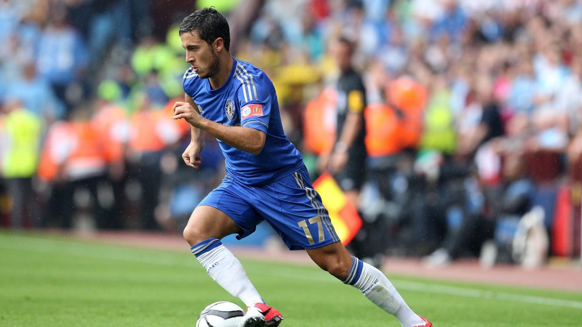 中国足球国际比赛影响力逐步扩大，品牌价值不断提升，中国国家足球队的比赛