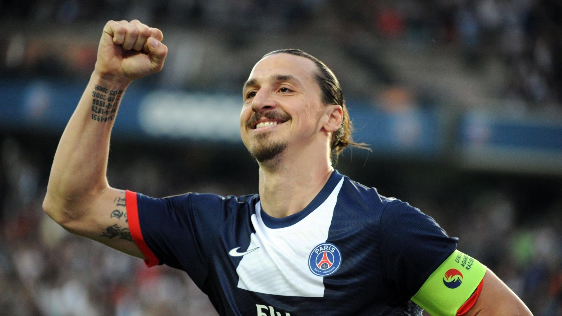 中国足球国家队心理调适训练常态化开展，足球运动员的心理训练